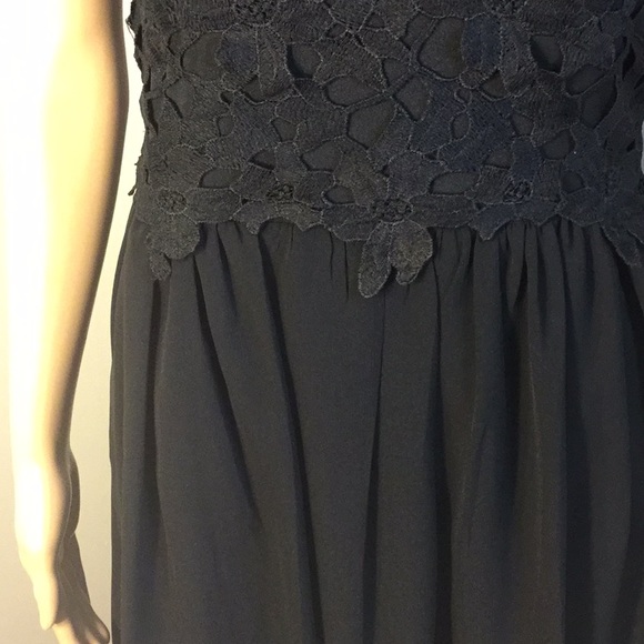 PENELOPE TREE LACY SLEEVELESS MIDI DRESS, PLUS - Picture 3 of 8